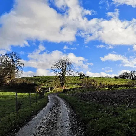 Le Moulin De Отель