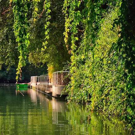 Отель Le Moulin De