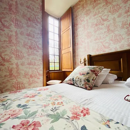 Отель Le Moulin De 4*