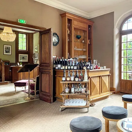Le Moulin De Hotell 4*
