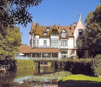 Le Moulin De Hotel 4*