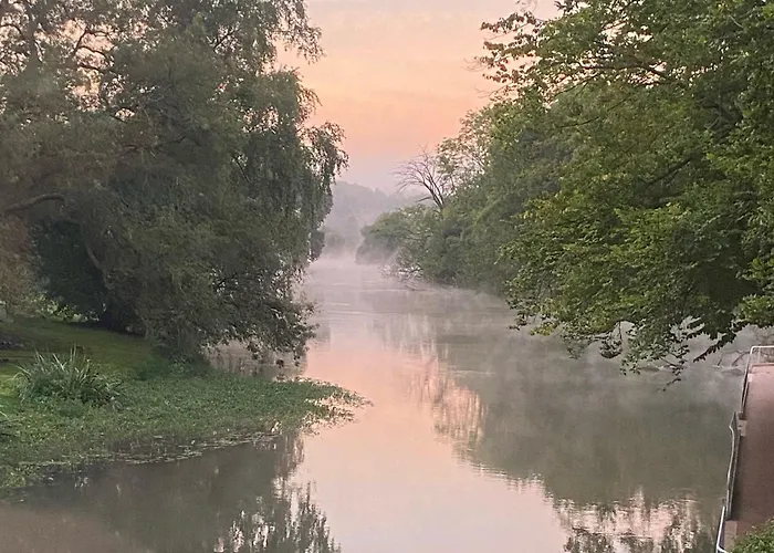 Le Moulin De מלון